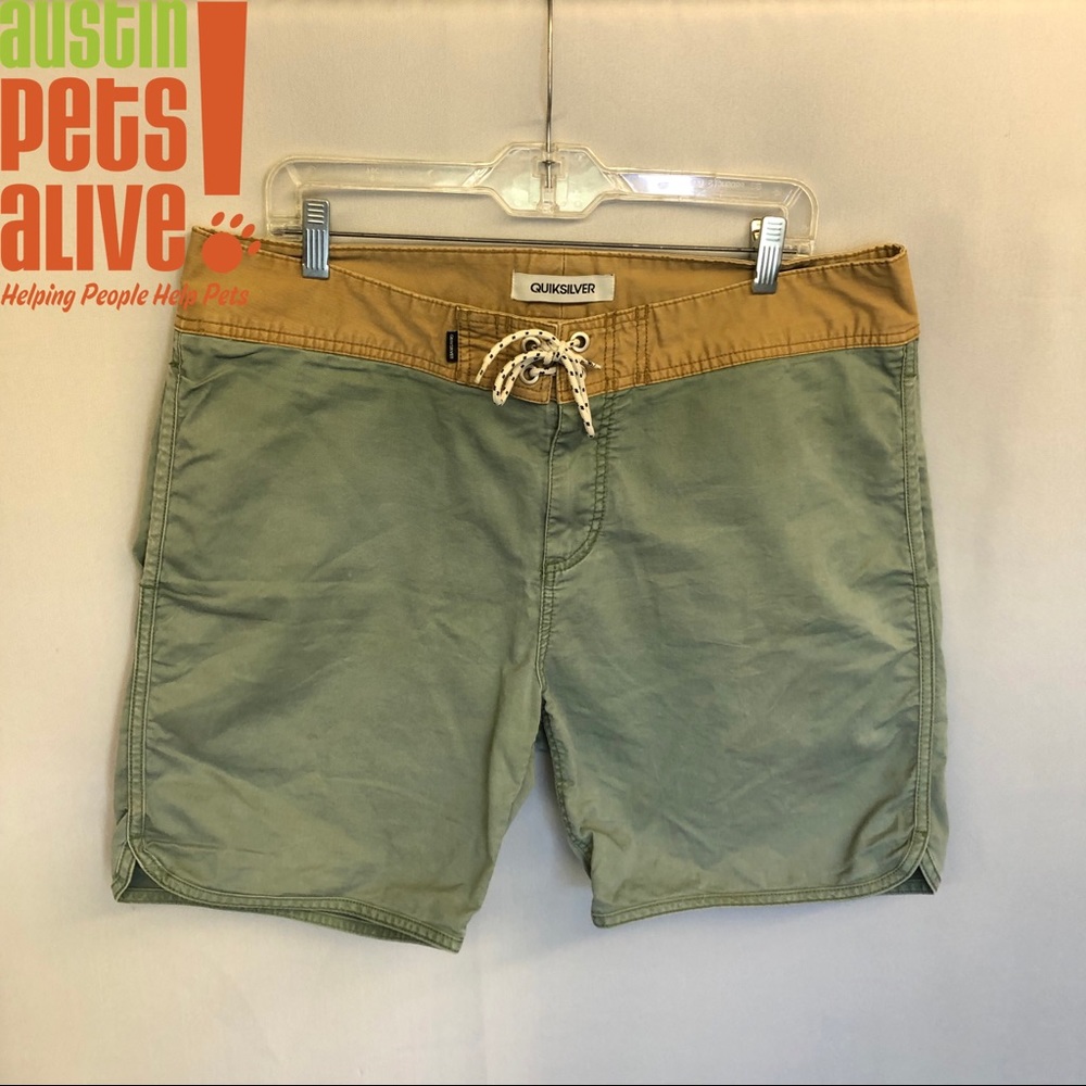 Quicksilver Cargo Shorts